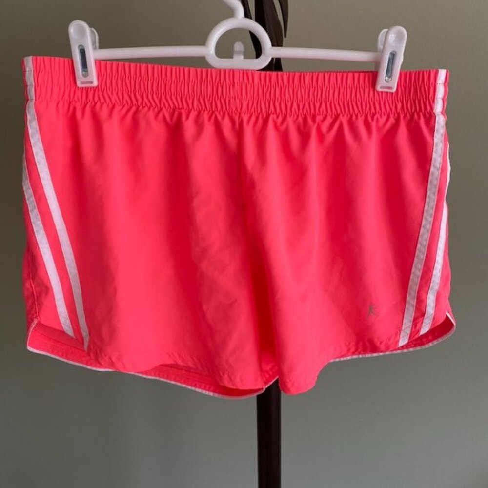 Women's Danskin Now Athletic Shorts Size S 4-6 NWOT
